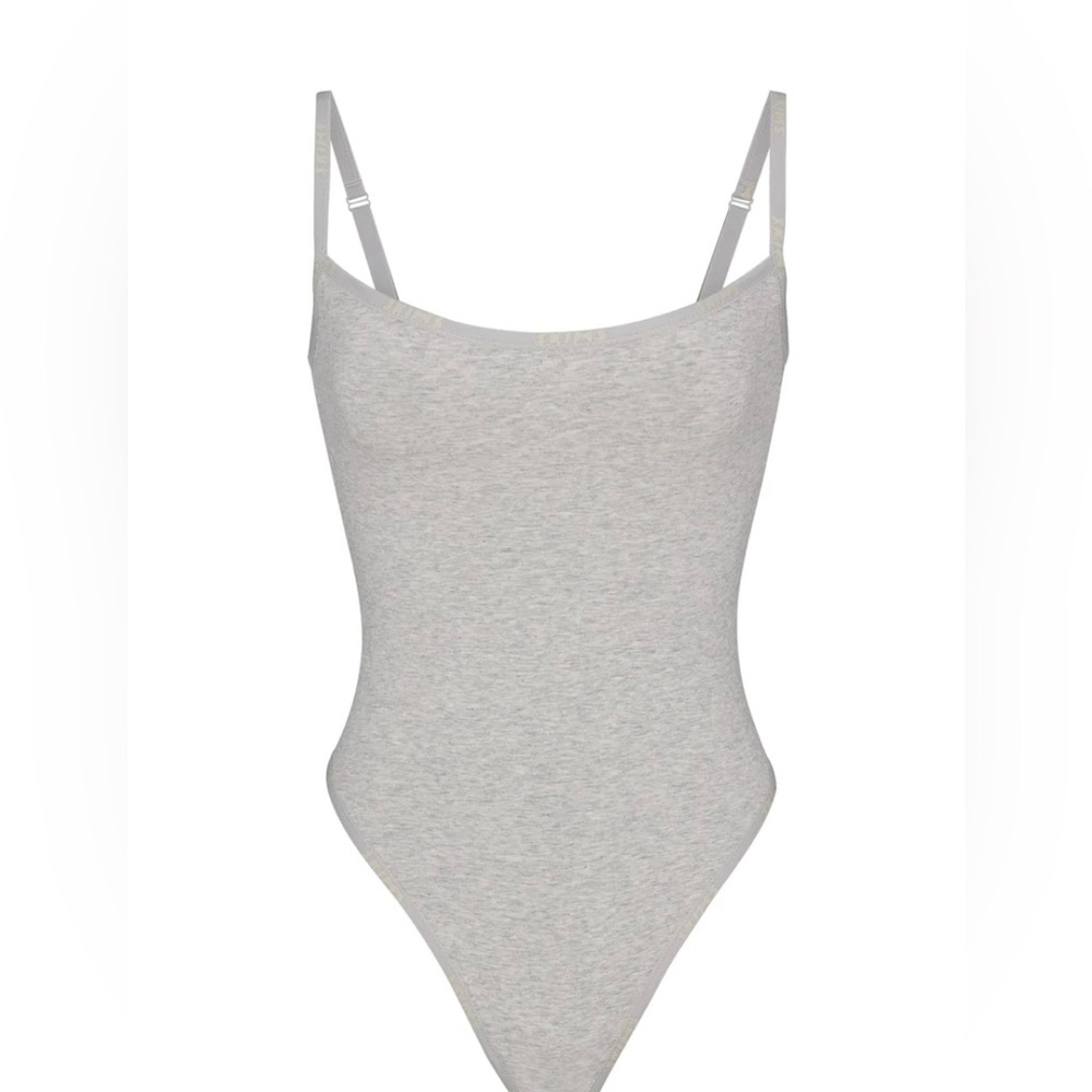 🆕‼️🔥NWT SKIMS Cotton LOGO Bodysuit